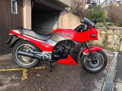 1984 Kawasaki GPZ900R For Sale