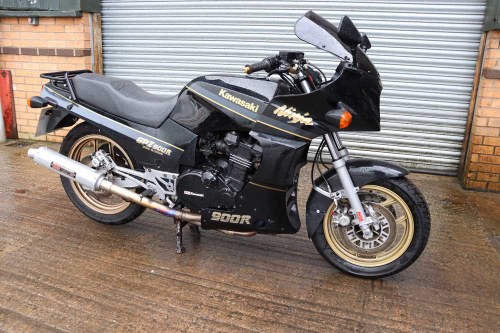 1989 Kawasaki GPz900 For Sale by Auction