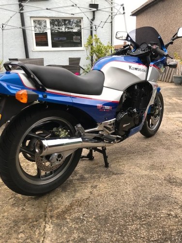1985 Kawasaki gpz900r