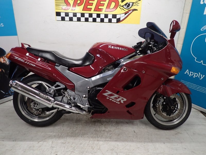 1996 Kawasaki ZZR 1100 Red Manual, speed n/a in EXETER, United