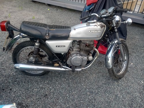 1981 Kawasaki Z200 Single