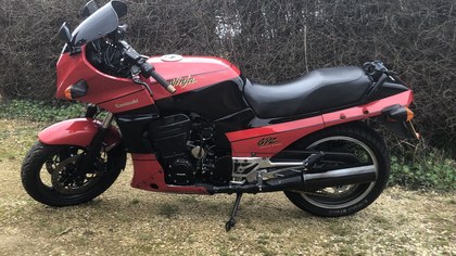 1990 Kawasaki GPZ900R