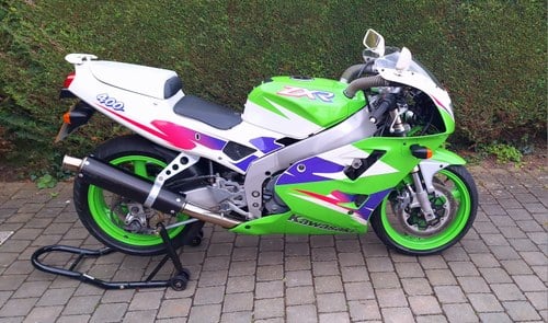 2000 L9 Kawasaki ZXR 400 (SOLD)