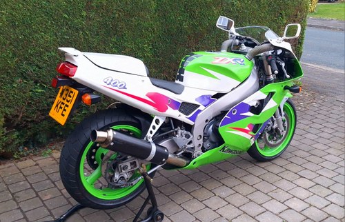2000 Kawasaki ZXR 400 - 3