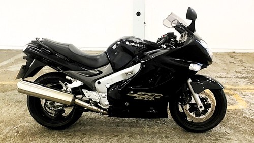 2003 Kawasaki ZX 12R - ZX1200-C1H Only done 6K miles!!!