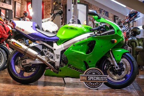 1996 Kawasaki ZX7RR/ ZX750 N-1 Homologation Special UK Example En Venta
