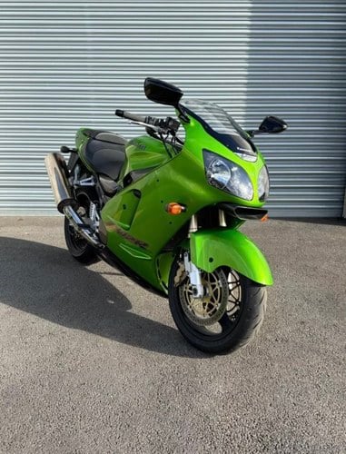 2000 Kawasaki ZZR 1200