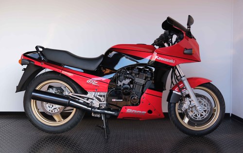 1990 Kawasaki GPZ 900 R - perfect condition - worldwide shipping En Venta