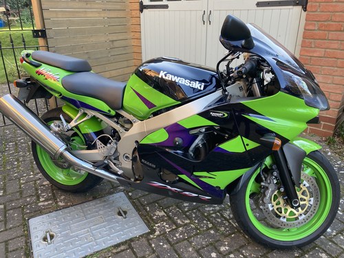 2002 Kawasaki ZX 9R