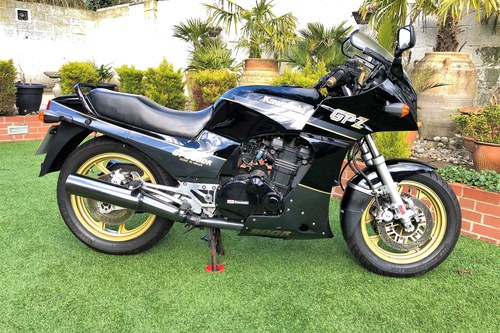 1989 Kawasaki GPZ900R For Sale by Auction