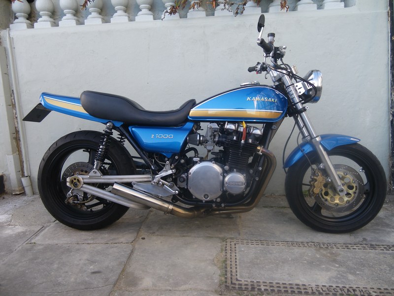 KAWASAKI Z1000 RESTOMOD