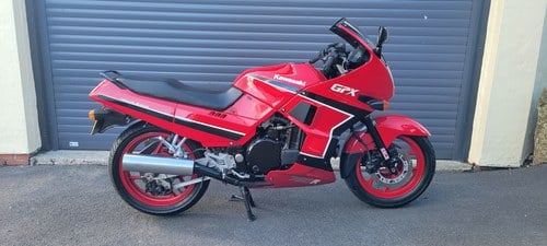 1989 Kawasaki GPX 750 R