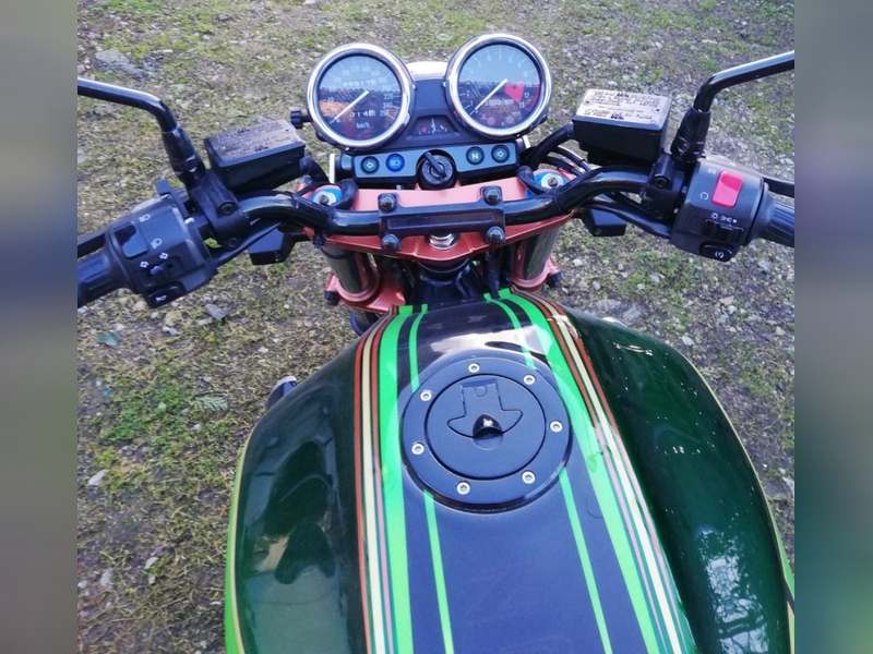 2000 Kawasaki ZRX 1100