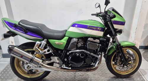 2001 Kawasaki ZRX1100 VENDU