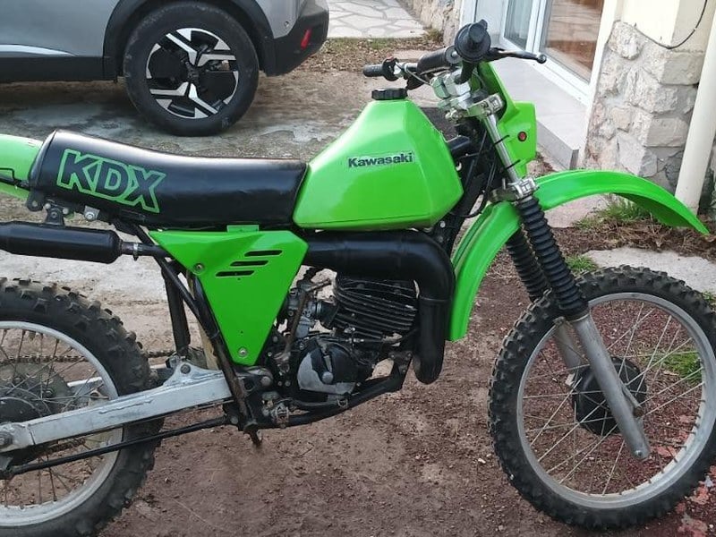 Kawasak KDX 250: La moto de campo perfecta Kawasak KDX 250: La moto de campo perfecta