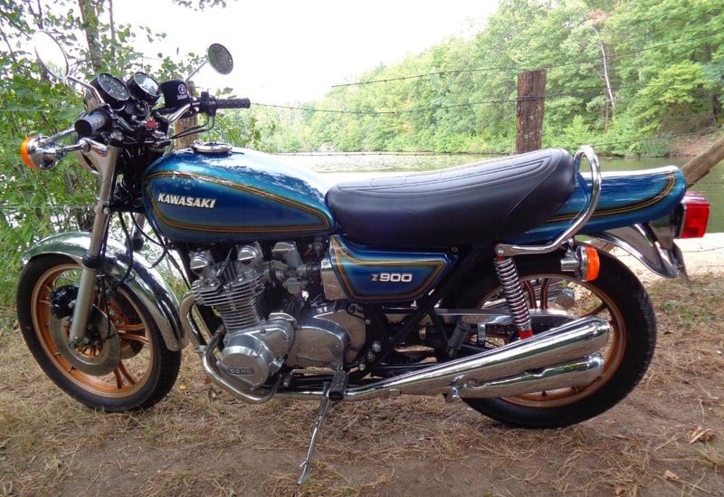 1977 Kawasaki Z1 900 - 2 1977 Kawasaki Z1 900 - 2