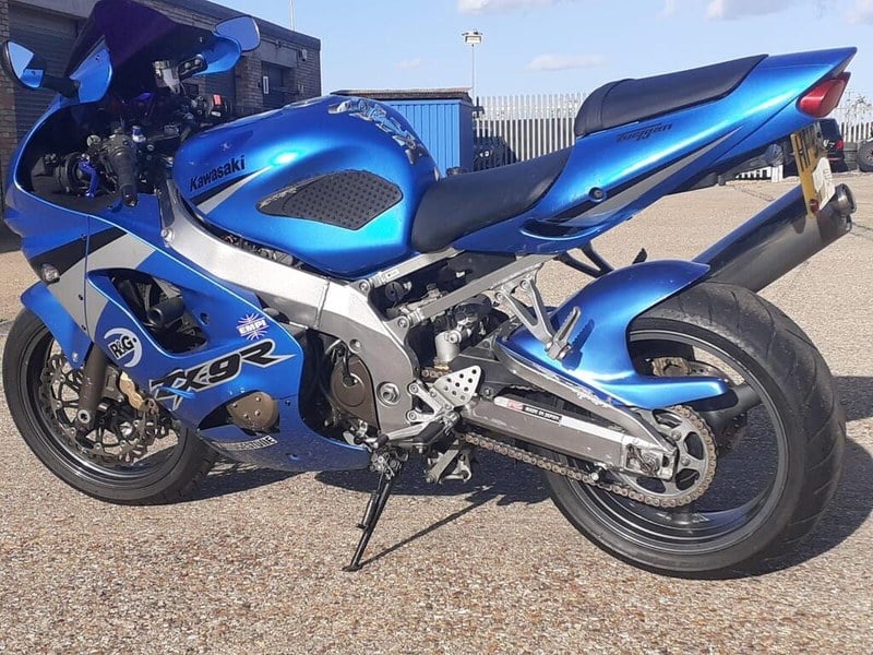 2003 Kawasaki ZX 9R - 2 2003 Kawasaki ZX 9R - 2