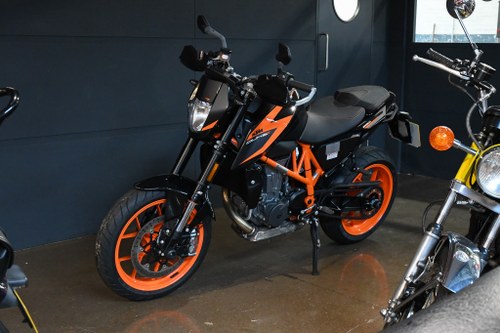 2017 KTM 690 Duke R // Clean // Just 450miles For Sale