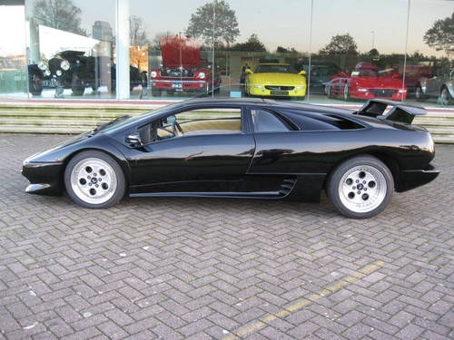 1992 Lamborghini Diablo    € 119.000 For Sale