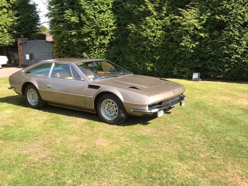 1974 Rare Jarama S, in Superb and rust free origional condition In vendita