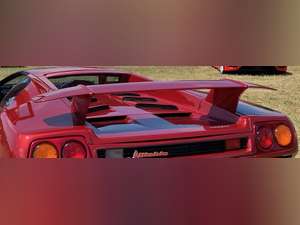 1992 Lamborghini Diablo Rear Spoiler For Sale (picture 3 of 4)
