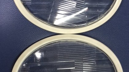 Headlight lenses for Lamborghini Miura