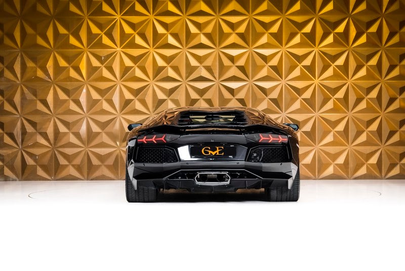 2014 Lamborghini Aventador - 7