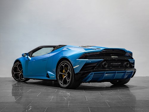 2021 Lamborghini Huracan Evo Spyder