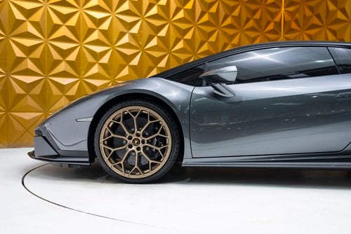 2023 Lamborghini Huracan - 5