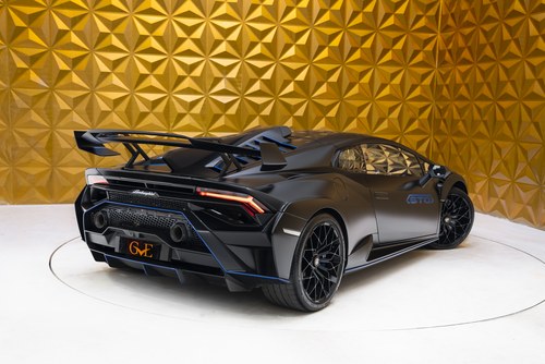 2023 Lamborghini Huracan - 2