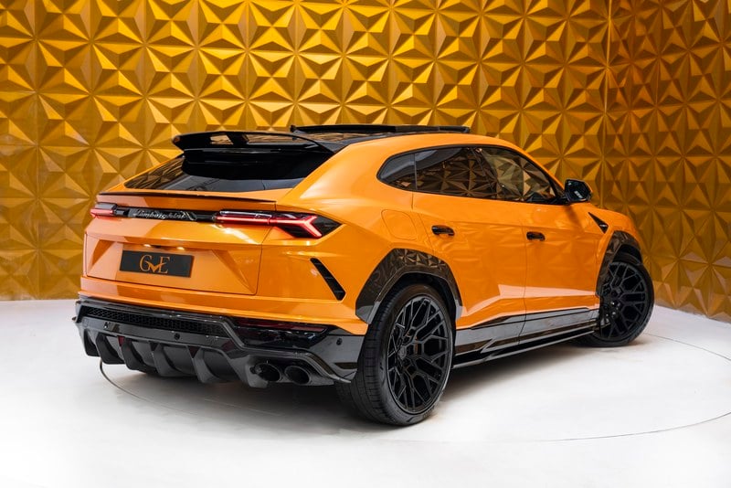 2021 Lamborghini Urus - 4