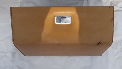 Glove box for Lamborghini Espada