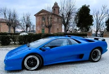 With Only 169 miles --With Only 169 miles - Lambo SV 1995 For Sale