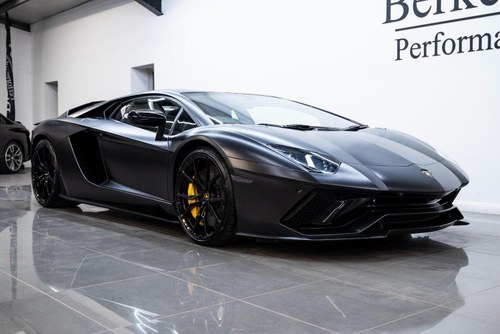 2017 LAMBORGHINI AVENTADOR 6.5 V12 LP 740-4 S ISR 4WD Euro 6 À venda