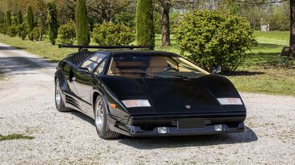 Lamborghini Countach 25E Anniversaire