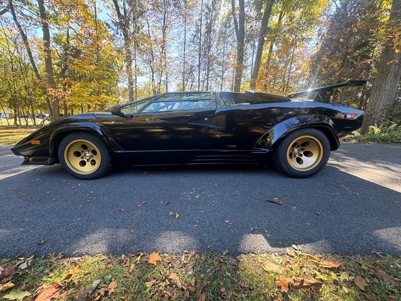 1988 Lamborghini Countach - 1 1988 Lamborghini Countach - 1