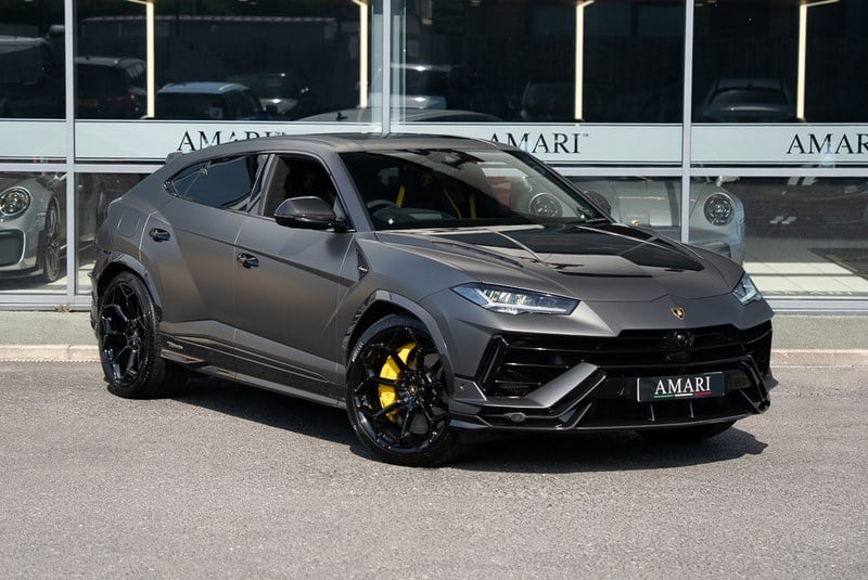 2024 Lamborghini Urus - 1 2024 Lamborghini Urus - 1