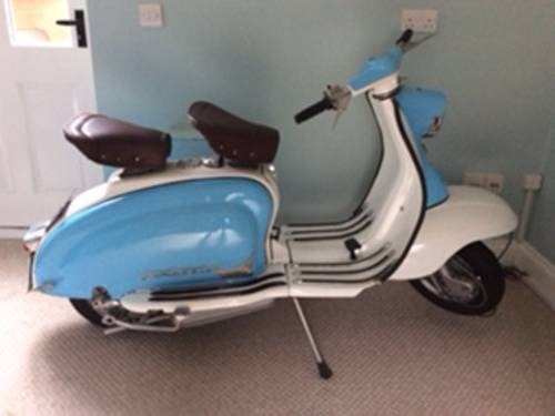 1959 restored Indian blue and white Lambretta In vendita