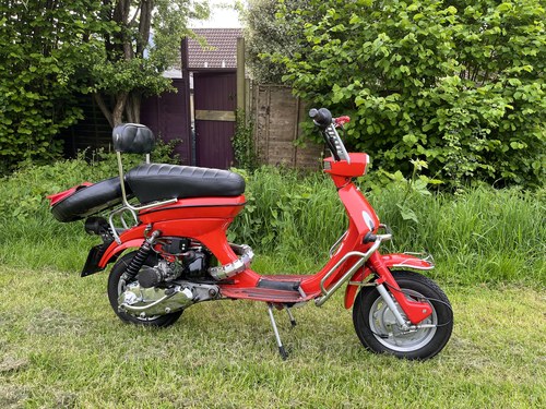Lambretta Vega Lui 75
