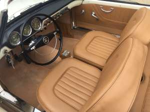 Stunning 1960 Lancia Appia Cabriolet by Vignale For Sale (picture 4 of 12)