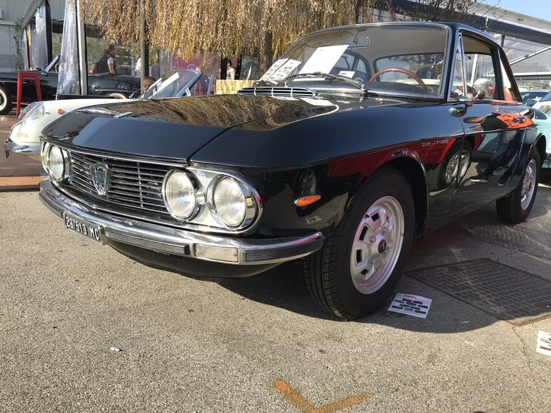 Bare metal restoration Fulvia Coupè in black