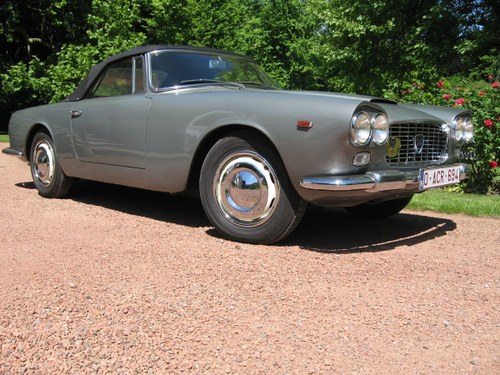 1961 Lancia Flaminia GT with certificates and ASI pass For Sale