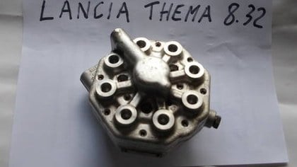 Lancia Thema 8.32 fuel injection