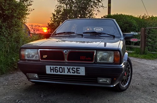 1991 Rare LHD example, only 2 previous owners, 12 Month MOT, FSH In vendita