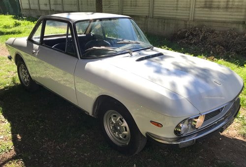 1972 Beautiful car, restoration books VENDIDO