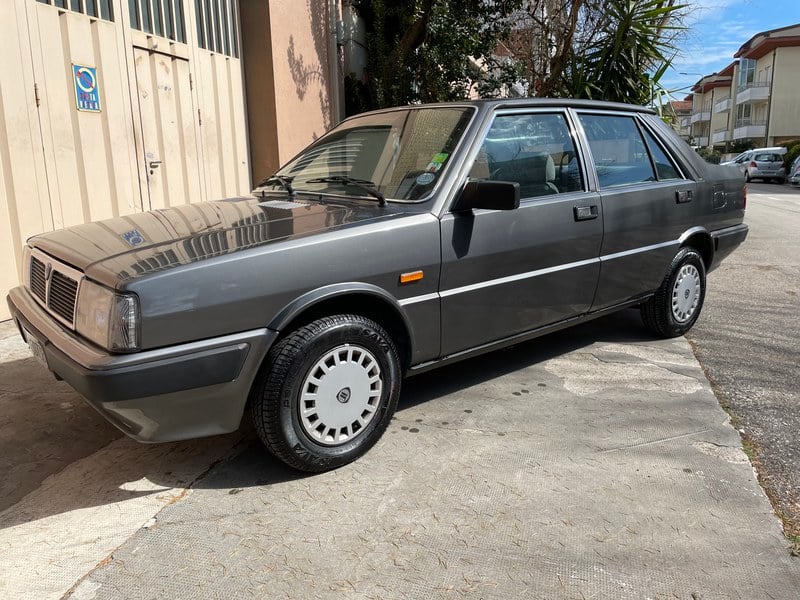 Lancia Prisma 1300 1988 one owner 68900 kms