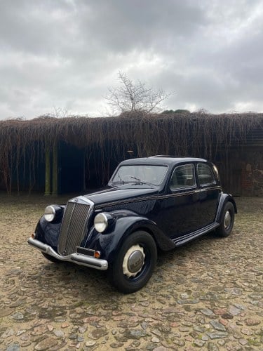 Lot 195 1937 Lancia Aprilia Vente aux enchères