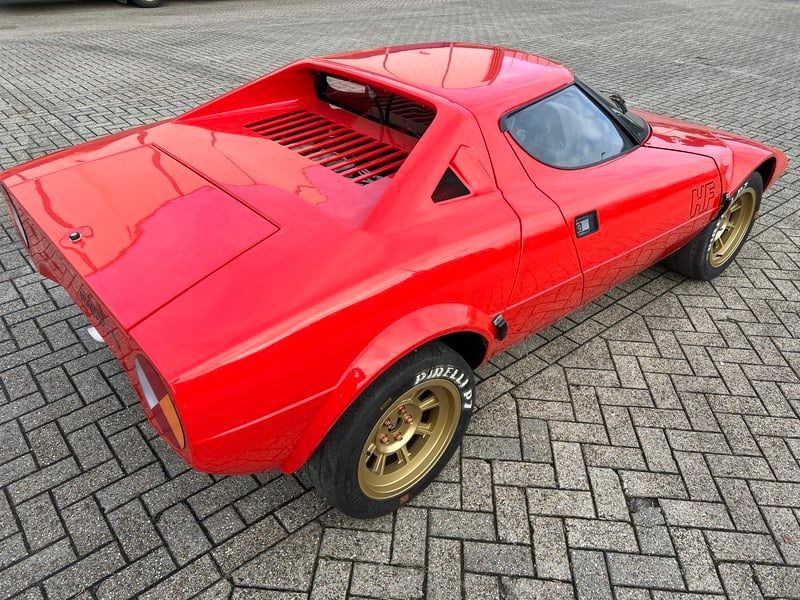 1974 Lancia Stratos - 2 1974 Lancia Stratos - 2