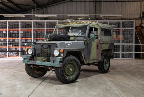 1982 LAND ROVER Series III “Lightweight” SOLD SOLD