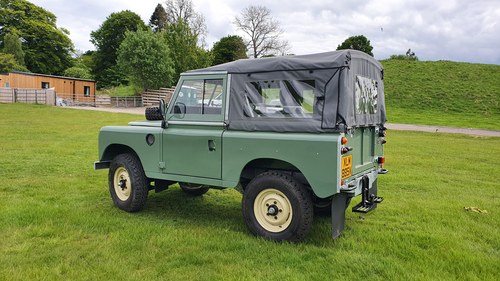 1982 Land Rover Series 3 utility canvas top For Sale